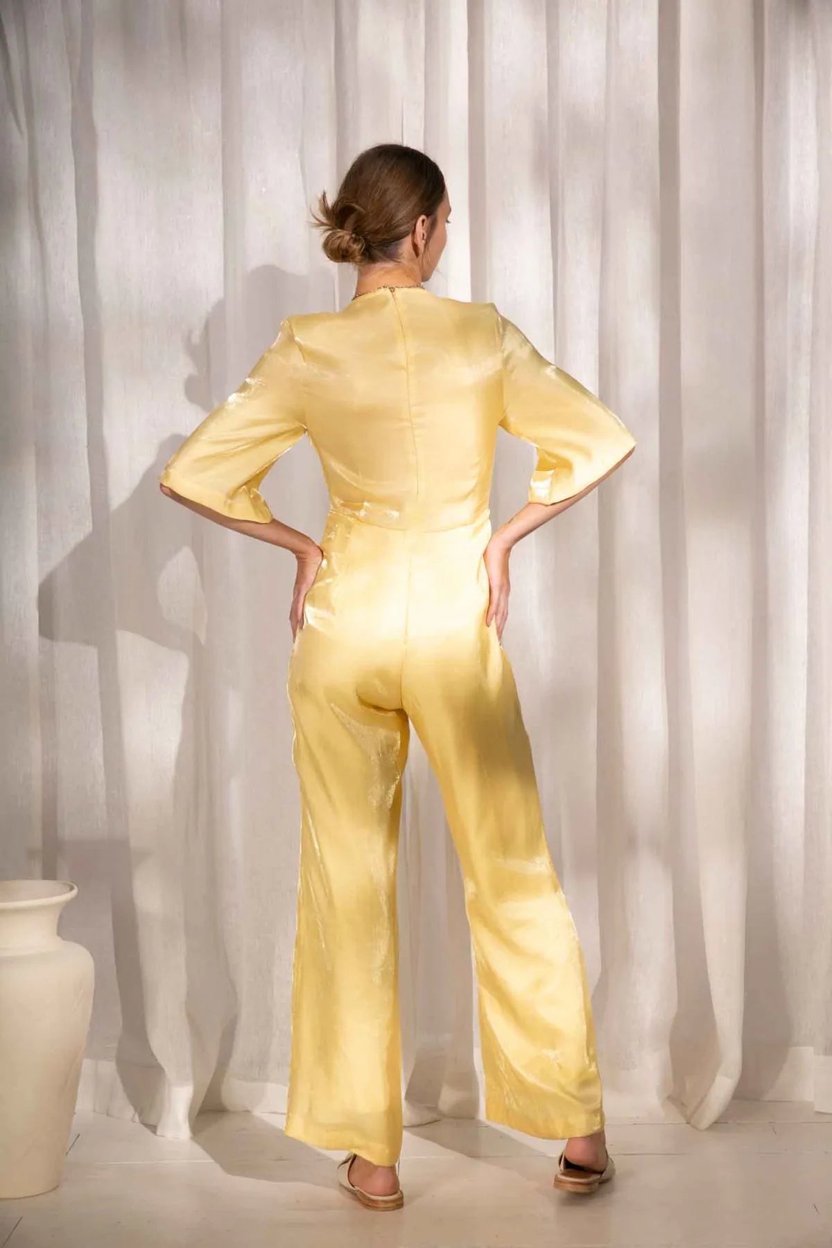MONO LYRA AMARILLO