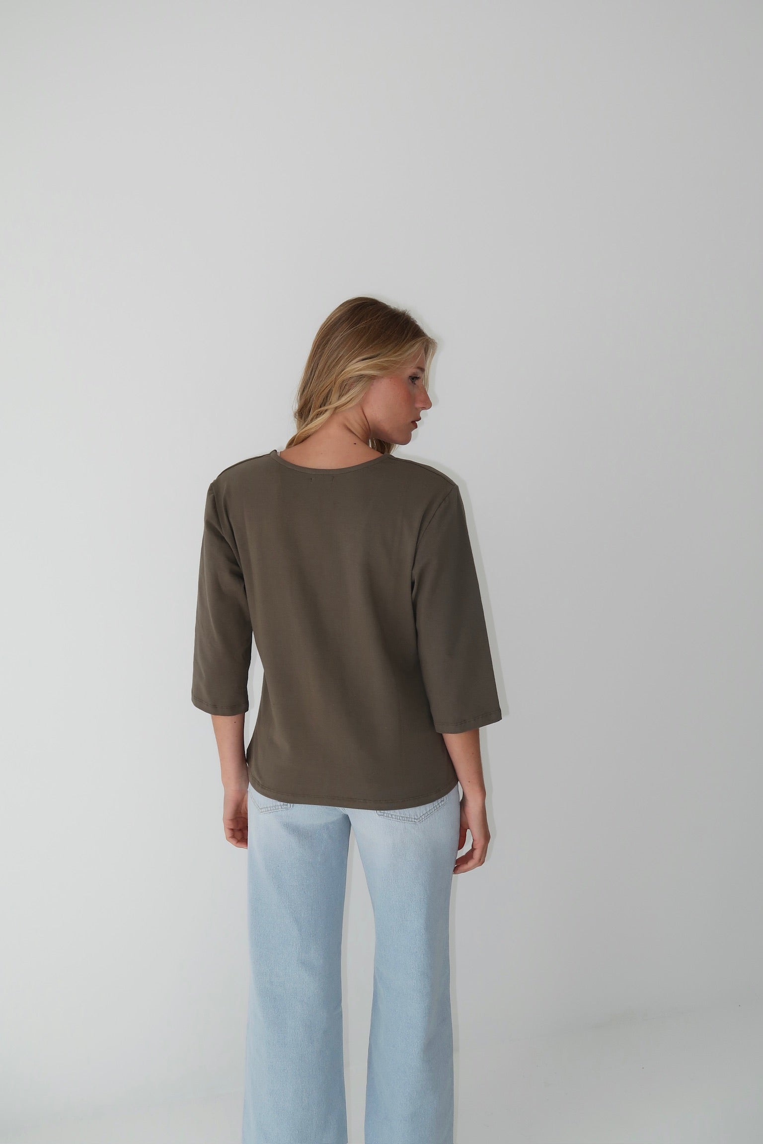 REMERA CLASICA 3/4