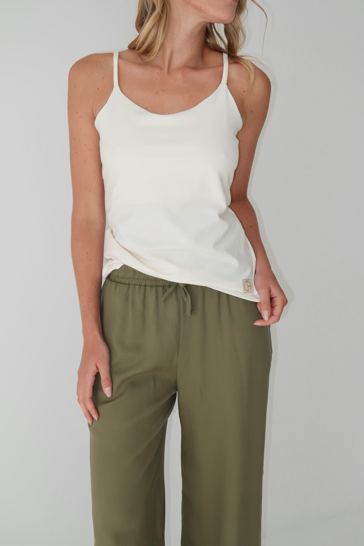 MUSCULOSA CLASICA CALA OFF WHITE