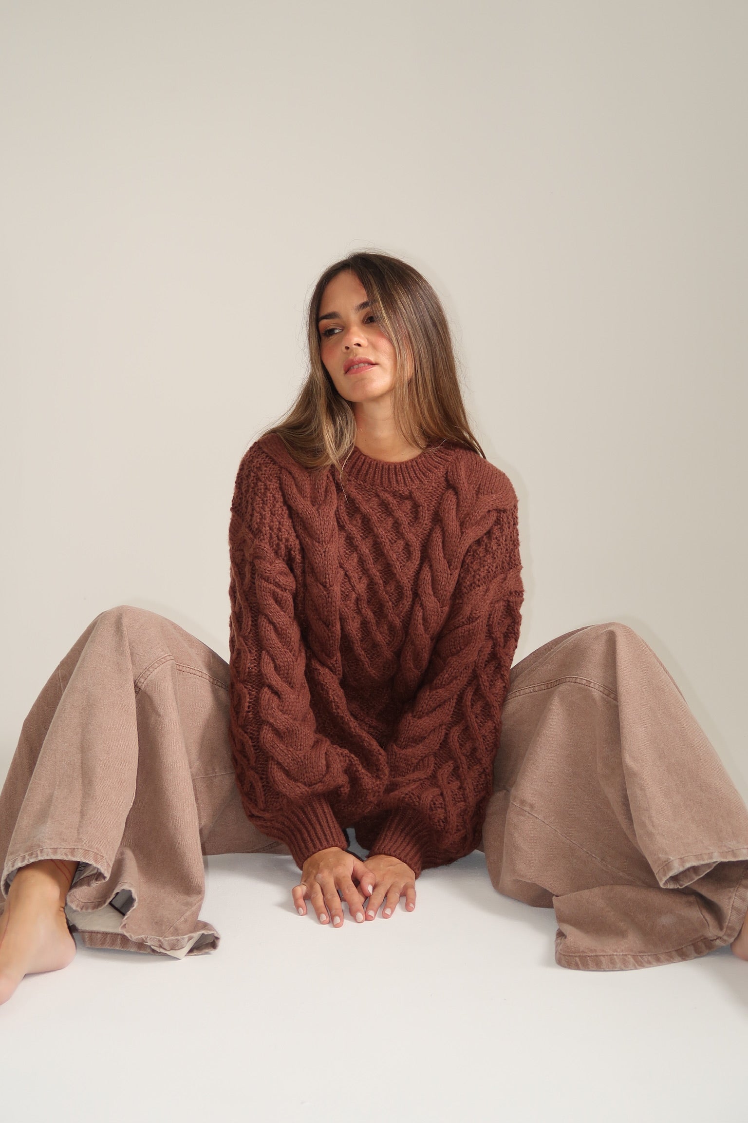SWEATER CARAMEL CHOCOLATE – CALANDRA