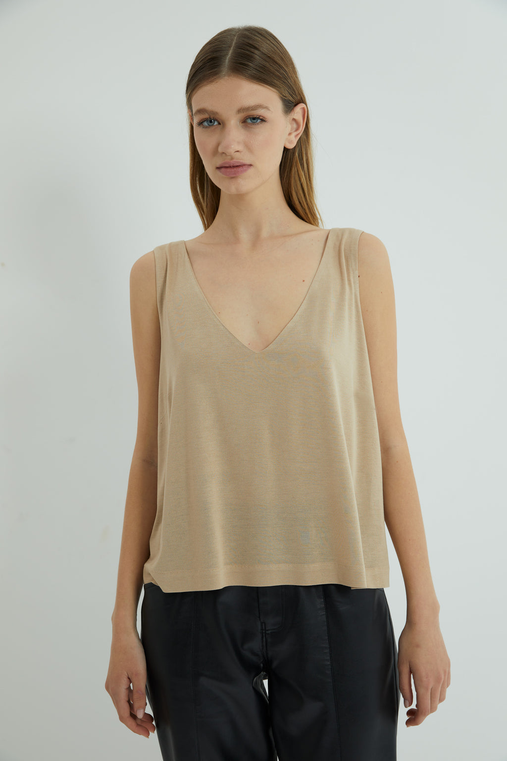 MUSCULOSA LEGER CAMEL