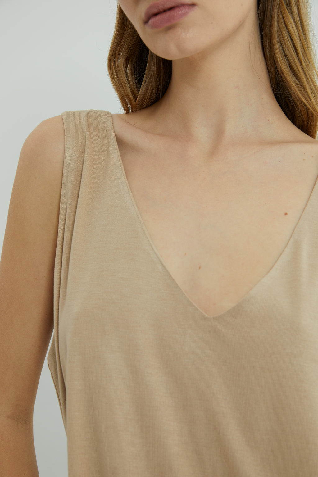 MUSCULOSA LEGER CAMEL
