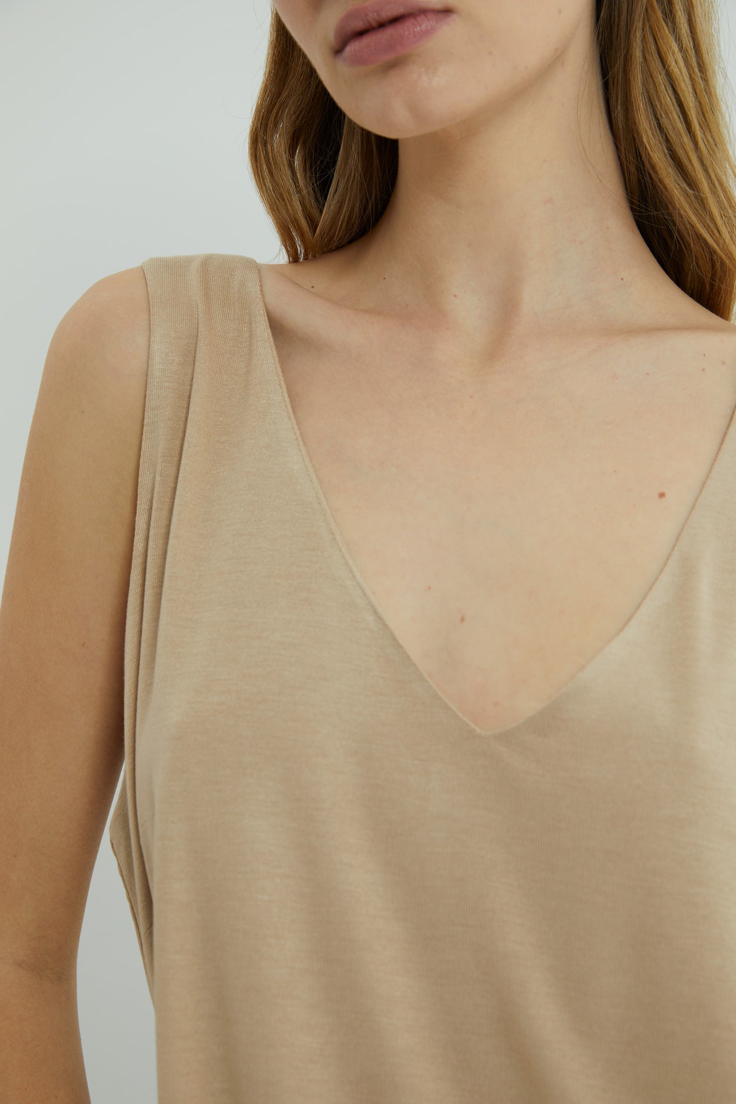 MUSCULOSA LEGER CAMEL