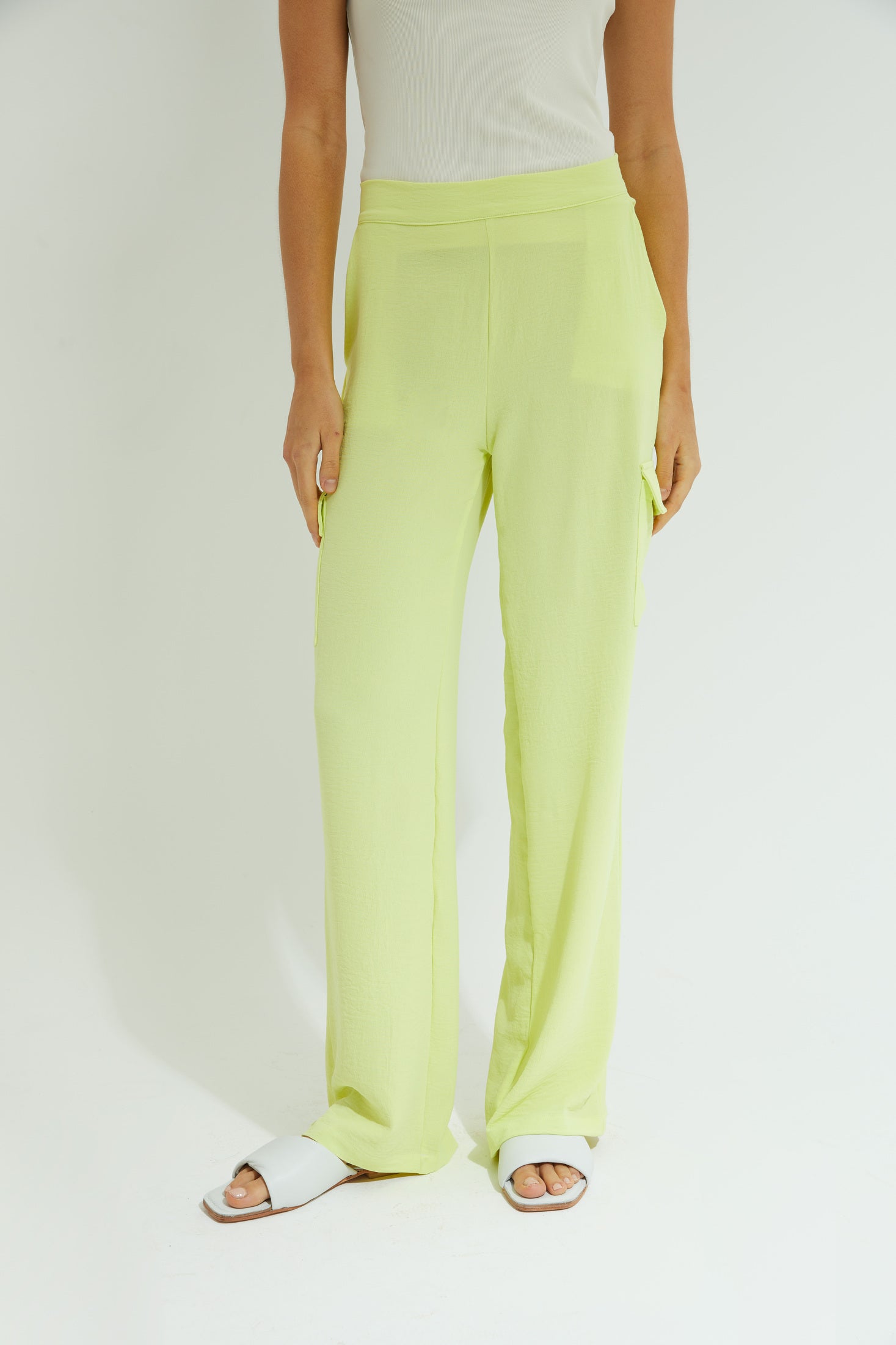PANTALON POLLOCK AMARILLO