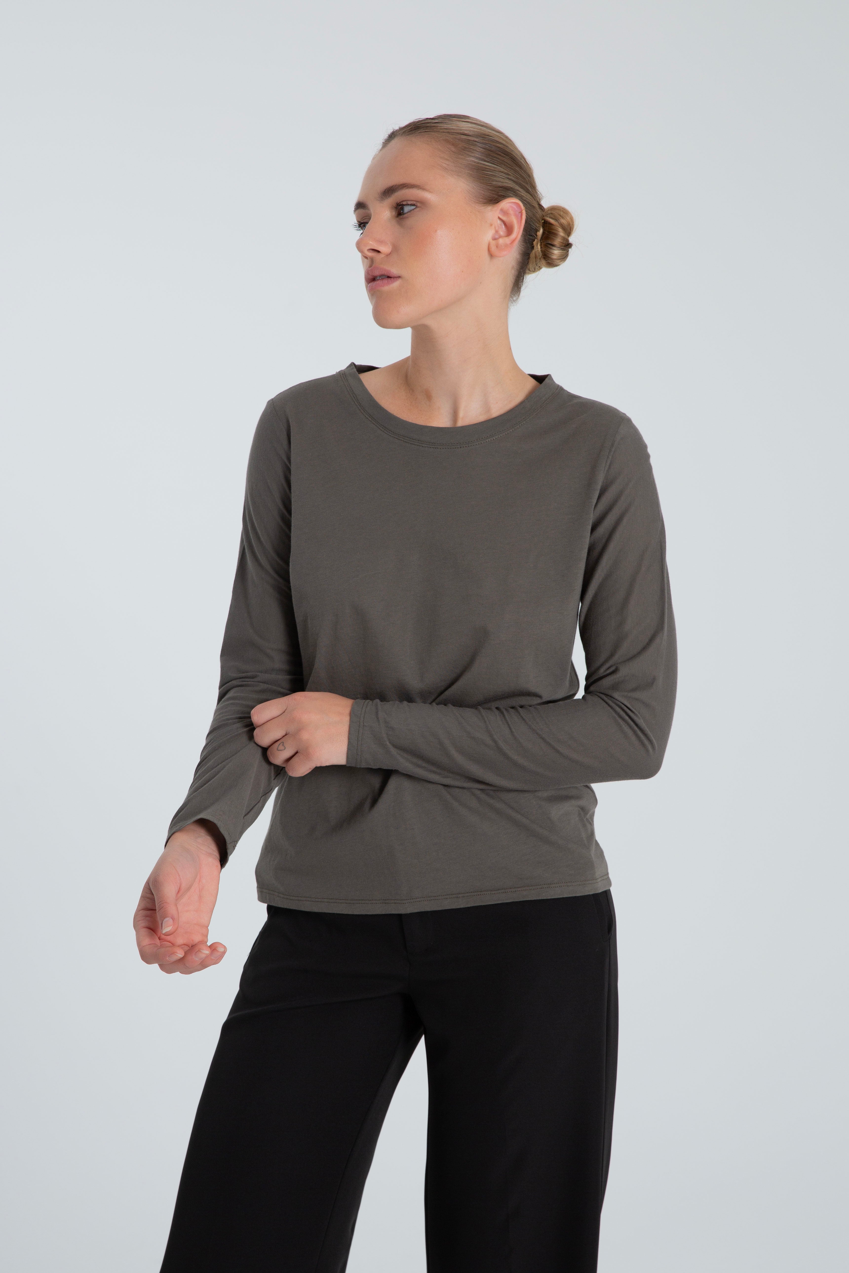 REMERA DALIA GRIS