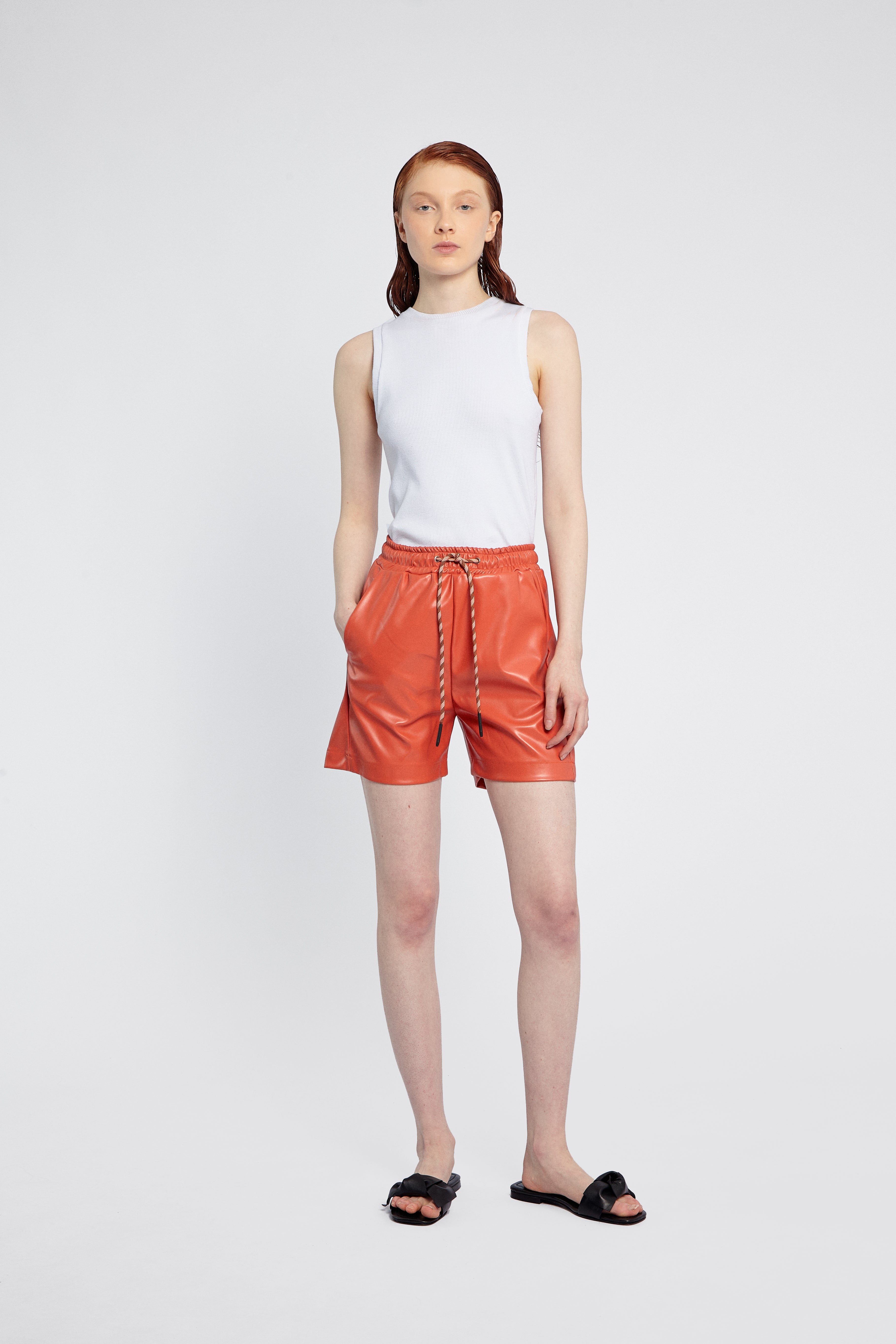 SHORT DELIA NARANJA